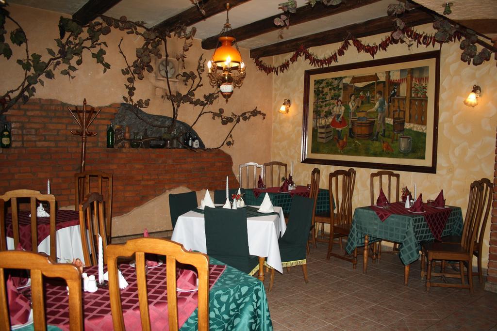 Bed and Breakfast Fkoka Berehove  Esterno foto